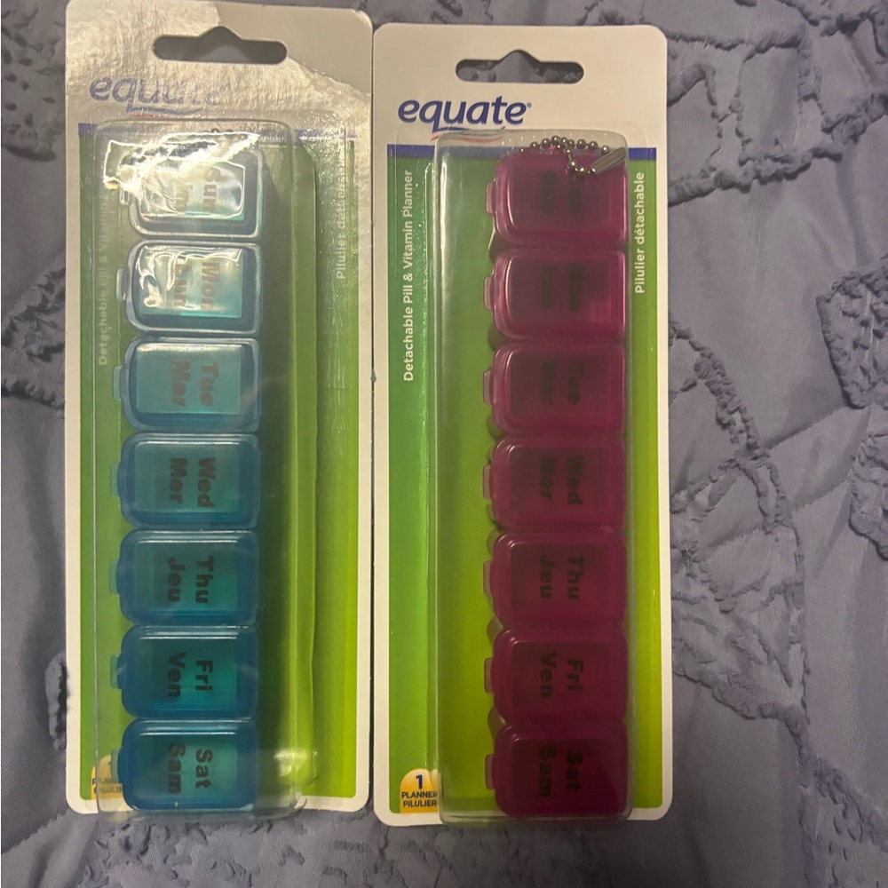Equate Weekly Pill Organizer - Blue and Purple